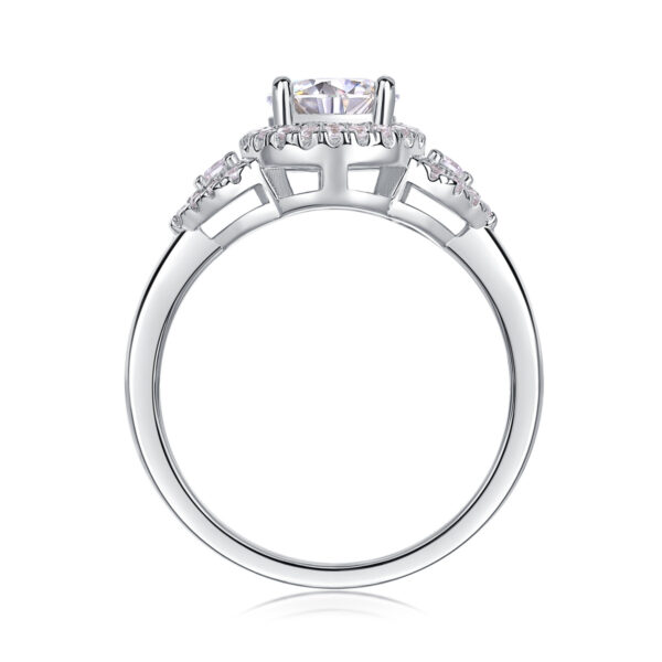 Luxury Fashion Large Diamond Wedding Ring With Moissanite Silver Ring