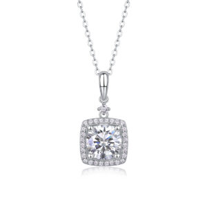 Innocent Mary Luxury Fashion Diamond Pendant Necklace Set With Mosan Diamond Silver Ornaments